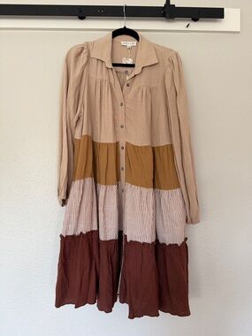 She + Sky Long-Sleeve Tiered Button-Front Dress in Beige, Mustard & Rust